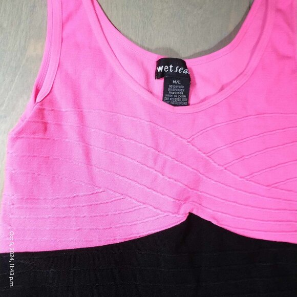 Wet Seal Iconic Body Con dress Y2K Medium/Large, stretchy black and pink halter - Picture 4 of 10